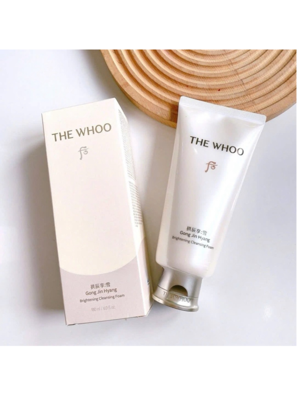 The History of Whoo Gong Jin Hyang Brightening Cleansing Foam 180ml (6.08oz)